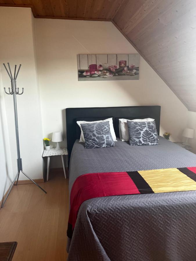 Khon Thai's House Brugge Affittacamere *